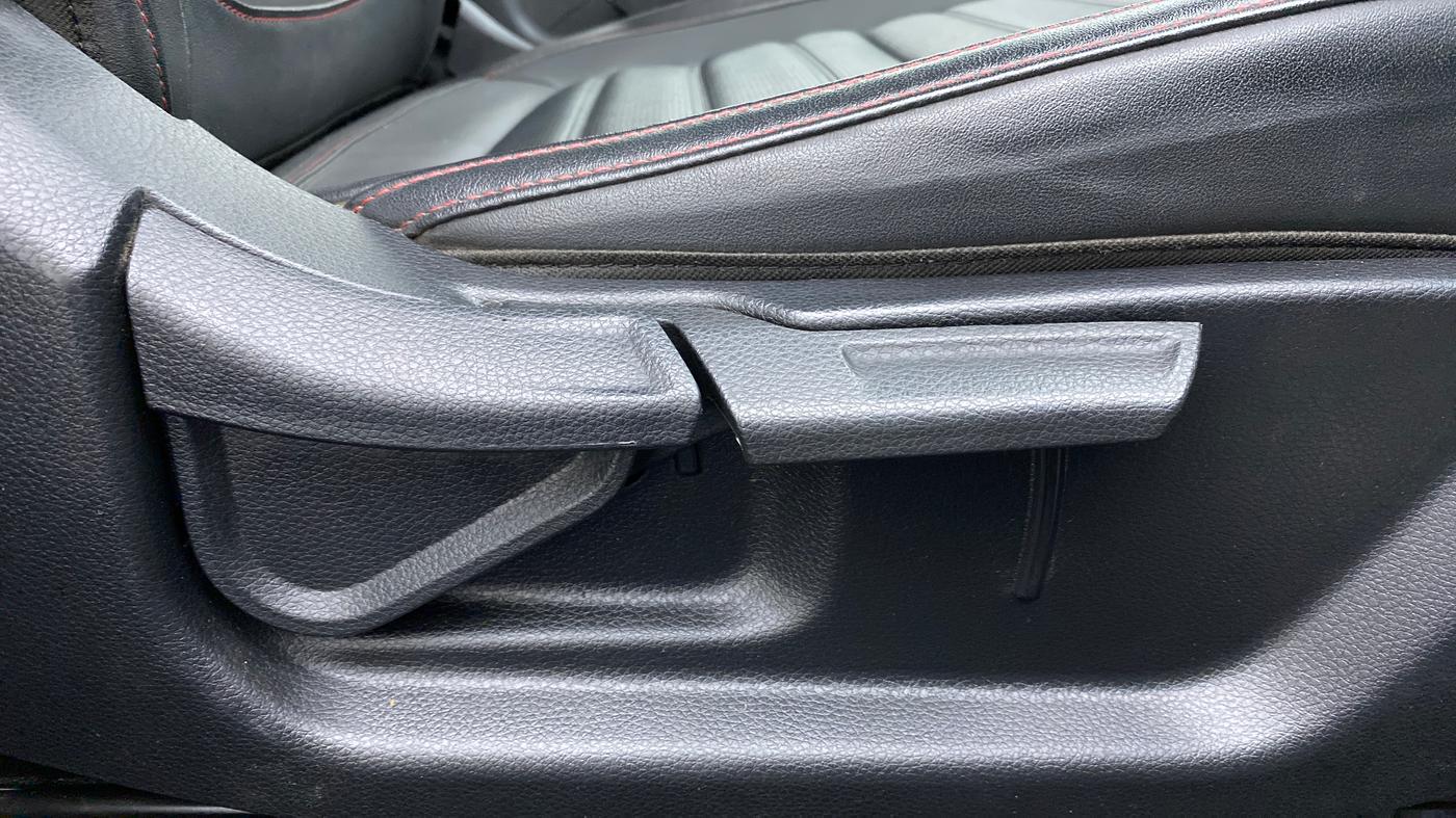 2019 KIA SELTOS GTX 1.4 GDI AT PETROL, Petrol, Automatic, 61,457 km, Driver Side Adjustment Panel