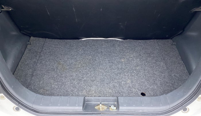2018 Maruti Alto K10 VXI, Petrol, Manual, 31,997 km, Boot Inside