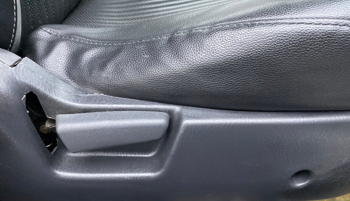 2018 Maruti Alto K10 VXI, Petrol, Manual, 31,997 km, Driver Side Adjustment Panel