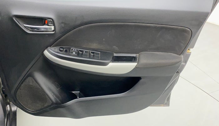 2016 Maruti Baleno DELTA PETROL 1.2, Petrol, Manual, 67,985 km, Driver Side Door Panels Control