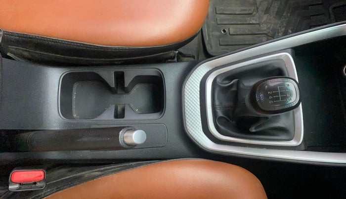 2023 KIA SONET HTK PLUS 1.0 IMT, Petrol, Manual, 96,784 km, Gear Lever