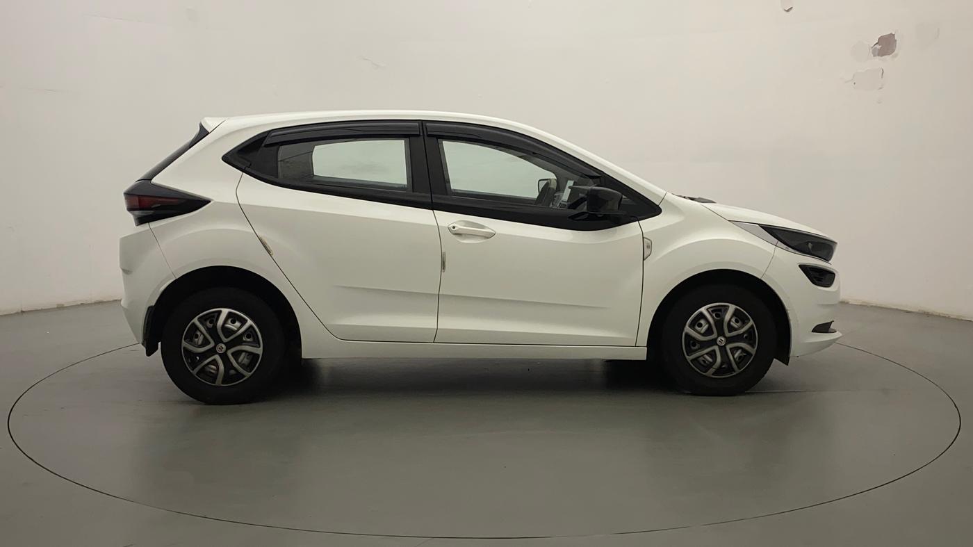 2021 Tata ALTROZ XE PETROL, Petrol, Manual, 17,013 km, Right Side