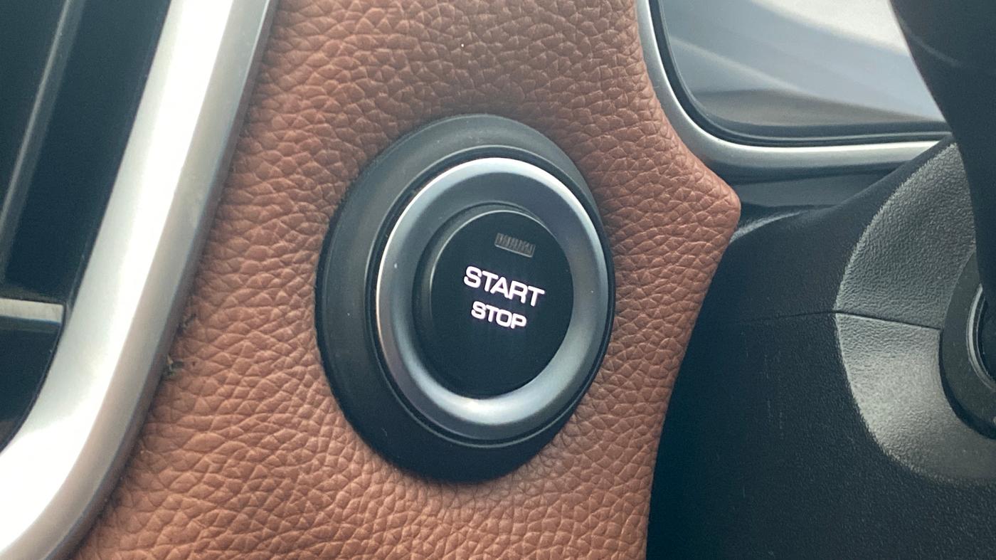 2021 MG HECTOR PLUS SHARP 1.5 PETROL TURBO DCT 6-STR, Petrol, Automatic, 63,454 km, Keyless Start/ Stop Button