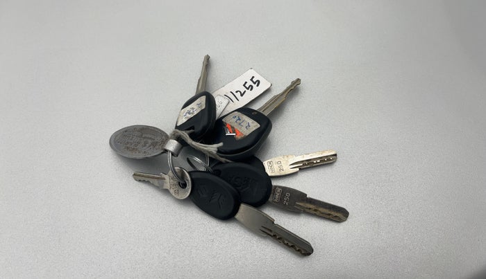 2015 Maruti Alto K10 VXI (O), Petrol, Manual, 38,989 km, Key Close Up