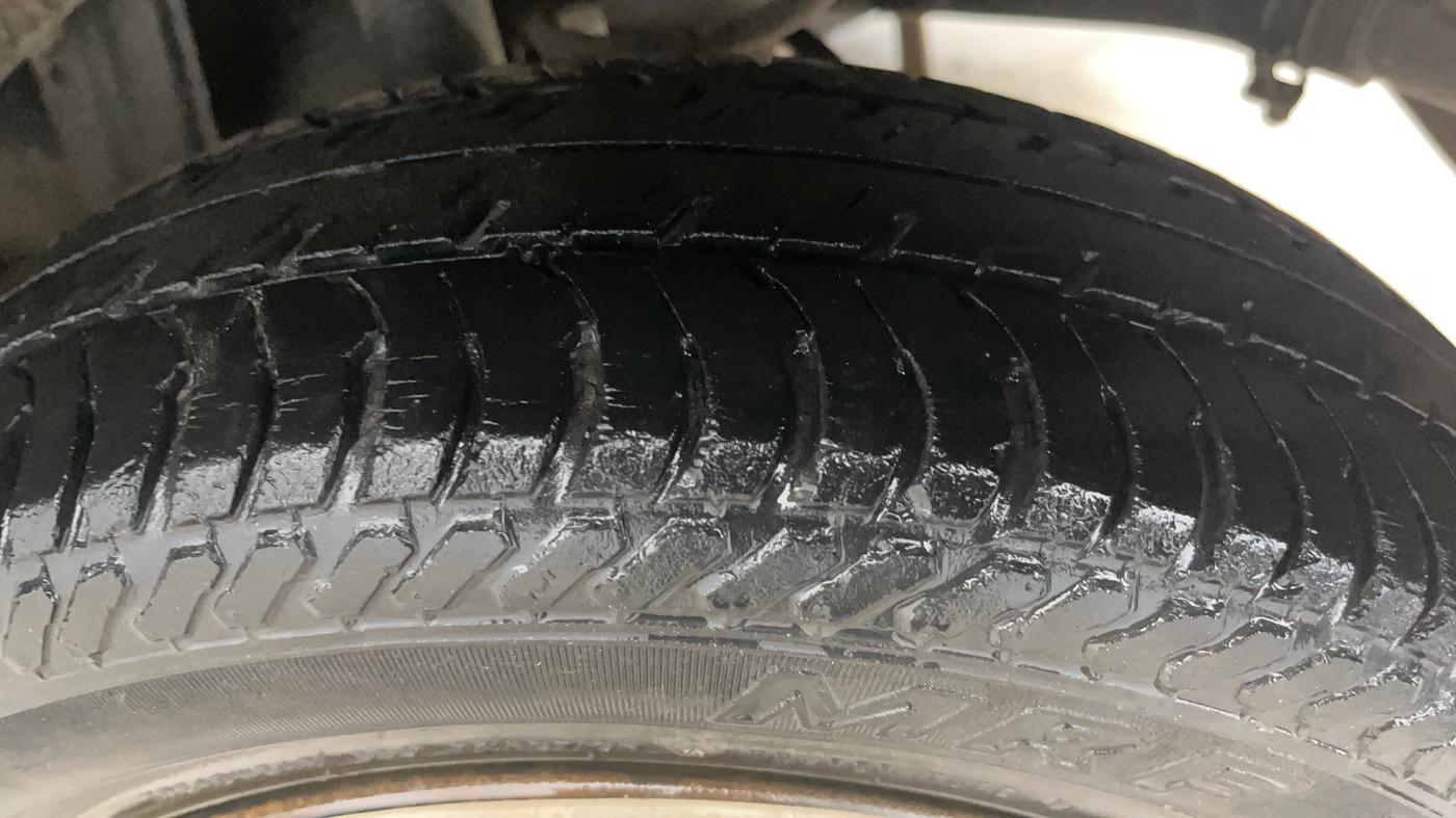 2015 Maruti Alto K10 VXI (O), Petrol, Manual, 38,958 km, Left Rear Tyre Tread