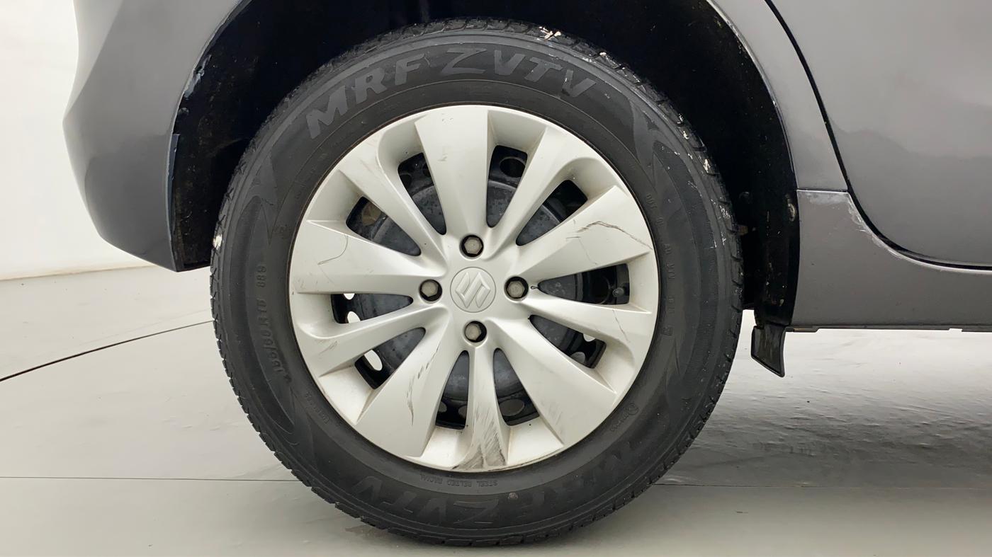 2018 Maruti Baleno DELTA PETROL 1.2, Petrol, Manual, 29,984 km, Right Rear Wheel