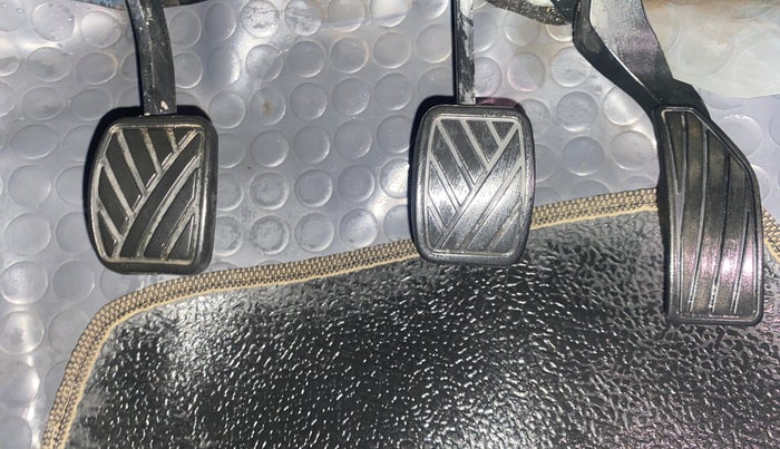 2012 Maruti Swift VDI, Diesel, Manual, 1,47,682 km, Pedals