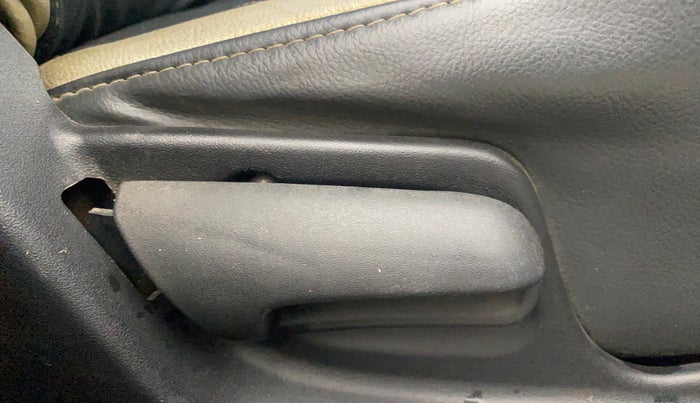 2012 Maruti Swift VDI, Diesel, Manual, 1,47,682 km, Driver Side Adjustment Panel