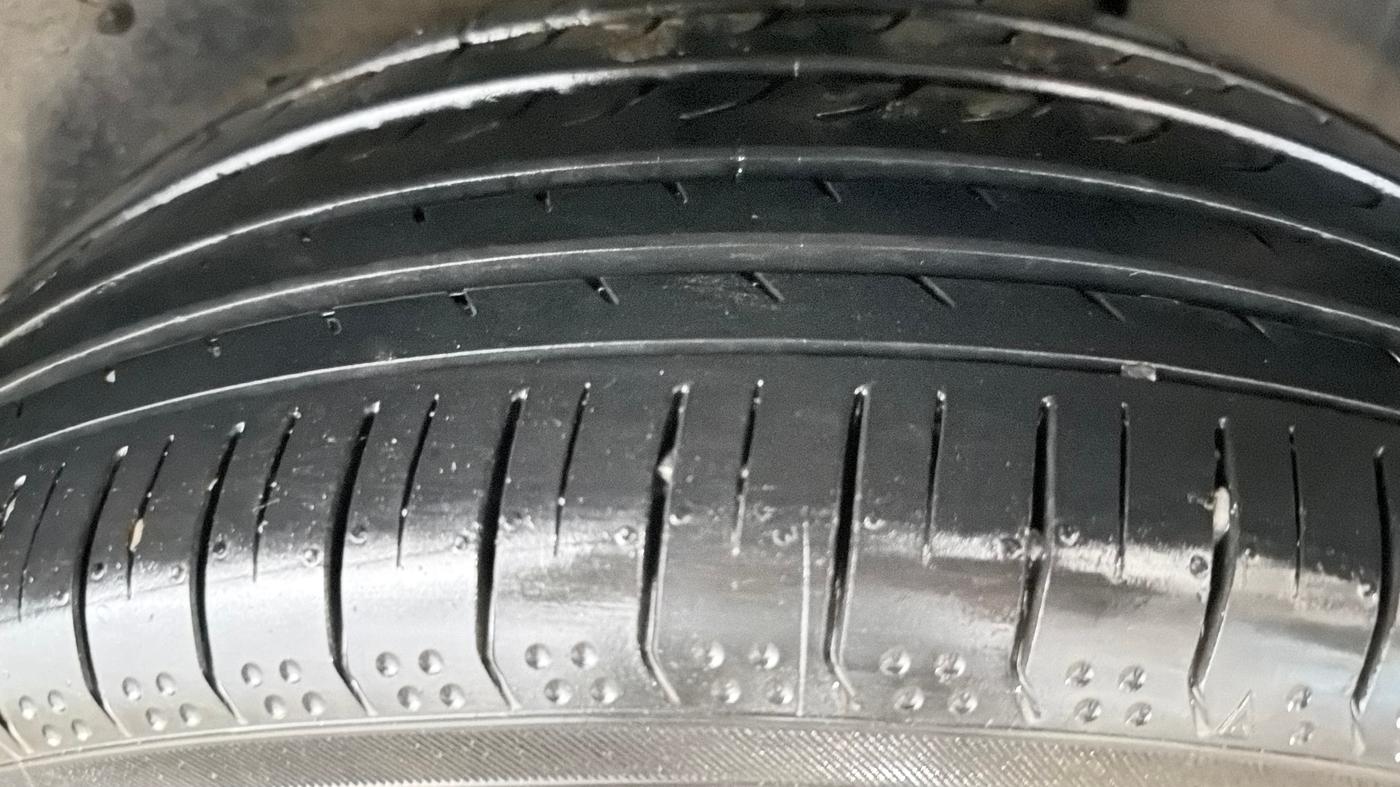 2023 MG HECTOR SHARP PRO 1.5 PETROL TURBO CVT PETROL, Petrol, Automatic, 53,128 km, Left Rear Tyre Tread