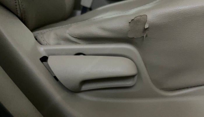 2015 Maruti Swift Dzire VXI, Petrol, Manual, 47,315 km, Driver Side Adjustment Panel