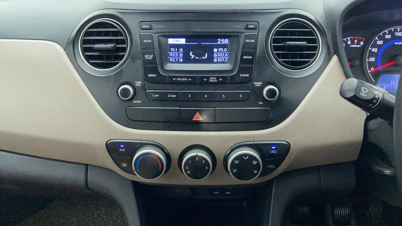 2016 Hyundai Grand i10 SPORTZ 1.2 KAPPA VTVT, Petrol, Manual, 87,714 km, Air Conditioner