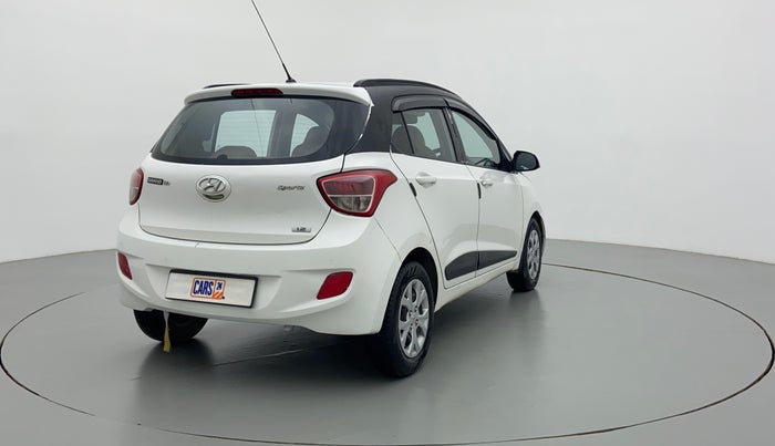 2016 Hyundai Grand i10 SPORTZ 1.2 KAPPA VTVT, Petrol, Manual, 87,714 km, Right Back Diagonal