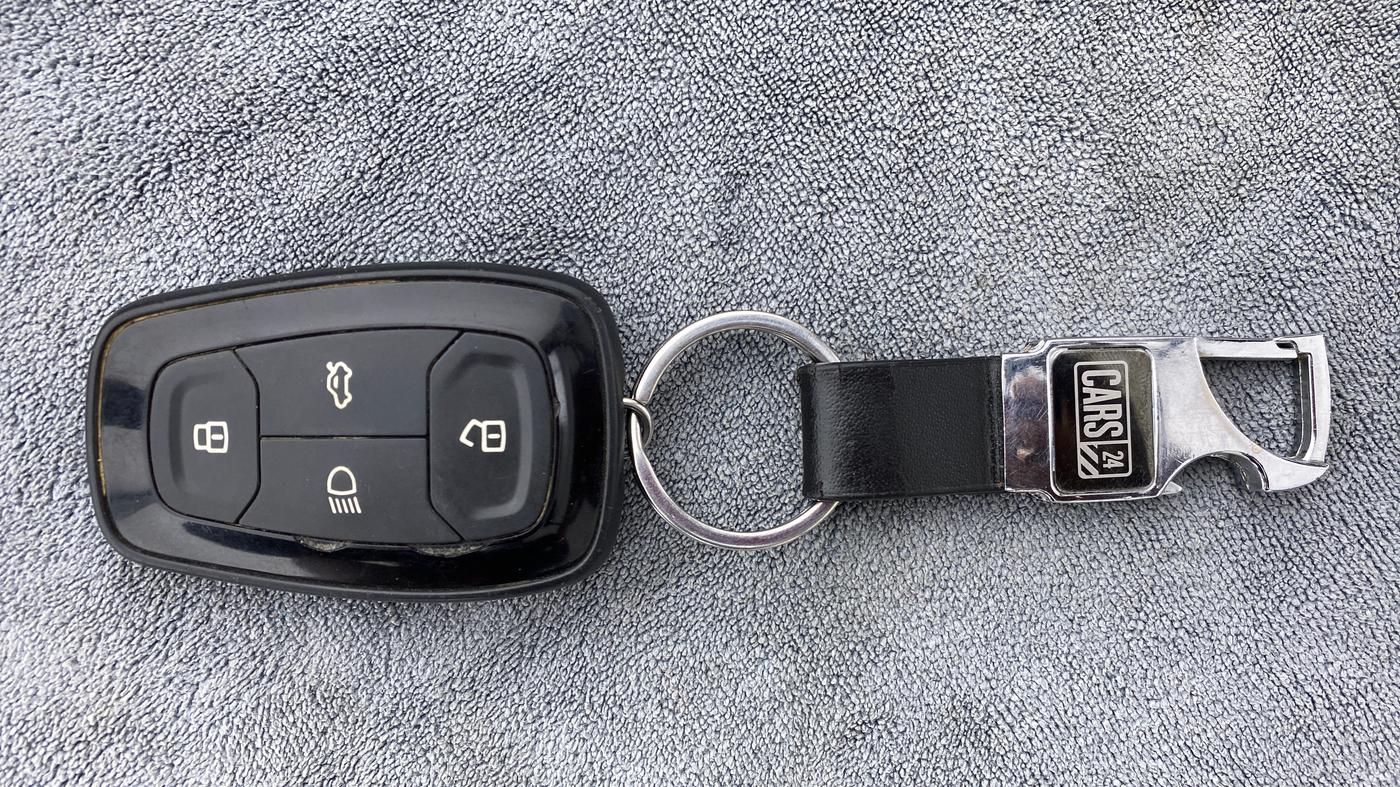 2021 Tata TIGOR XZ PETROL, Petrol, Manual, 39,895 km, Key Close Up