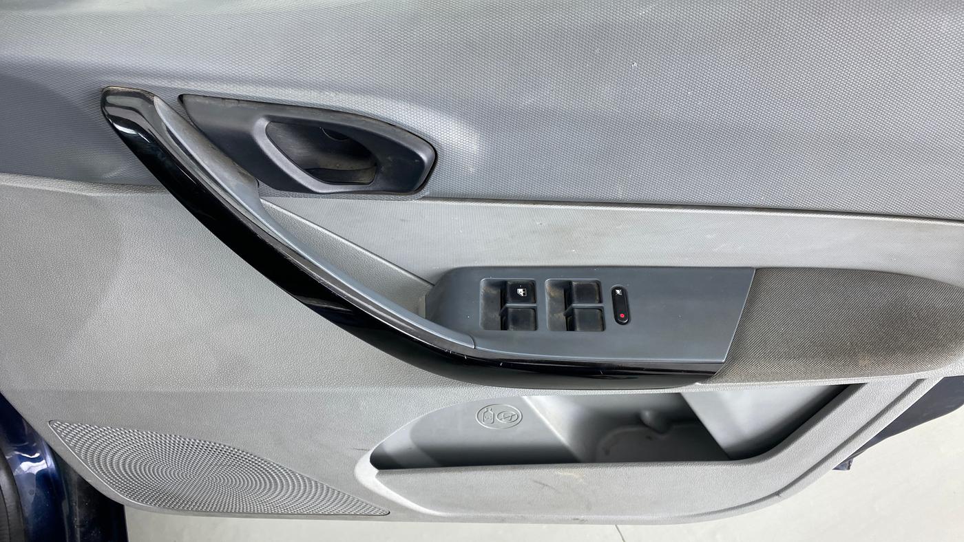 2021 Tata TIGOR XZ PETROL, Petrol, Manual, 39,895 km, Driver Side Door Panels Control