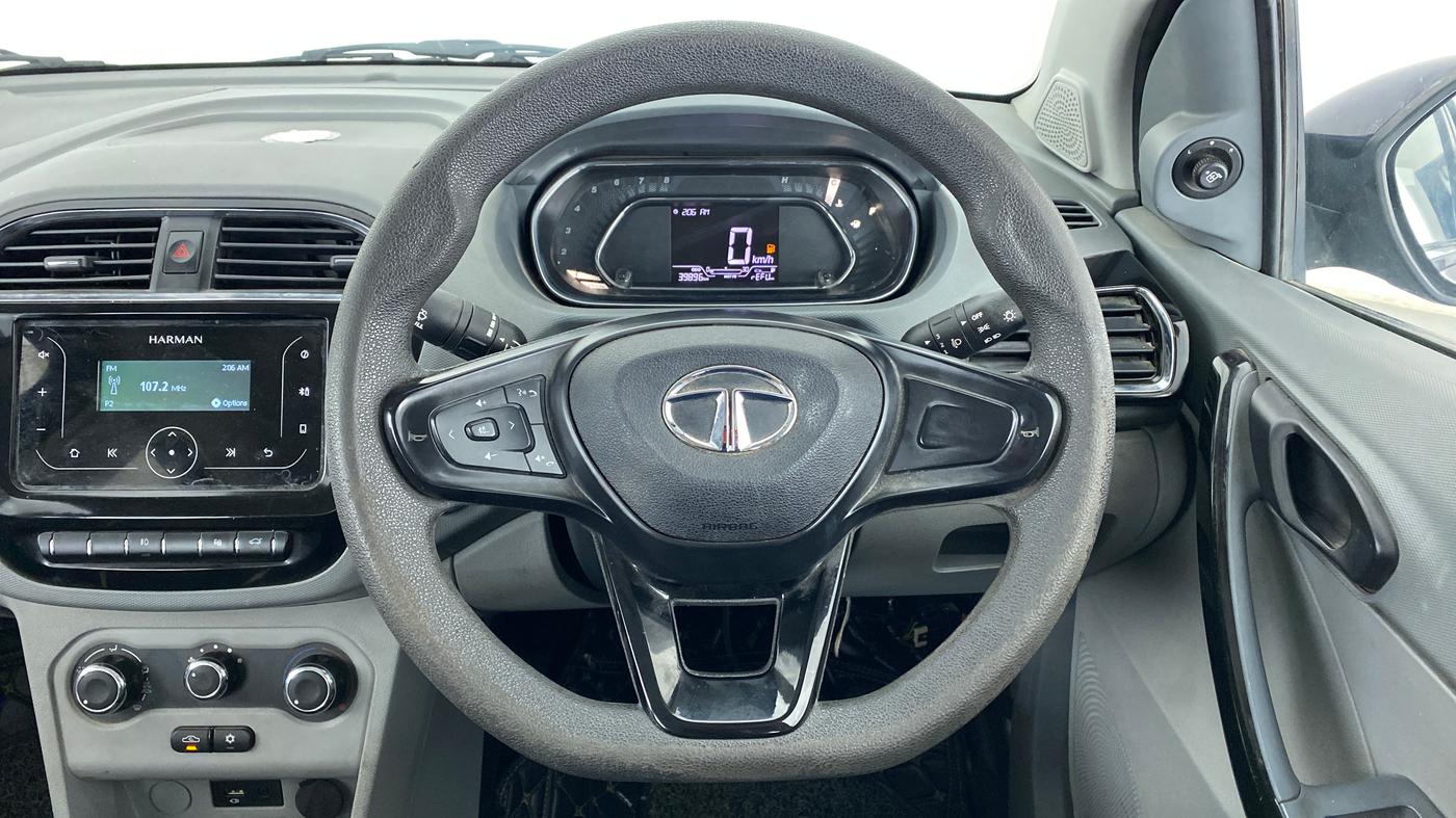 2021 Tata TIGOR XZ PETROL, Petrol, Manual, 39,895 km, Steering Wheel Close Up