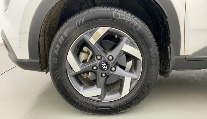 2022 Hyundai VENUE SX 1.5 CRDI, Diesel, Manual, 21,649 km, Left Front Wheel