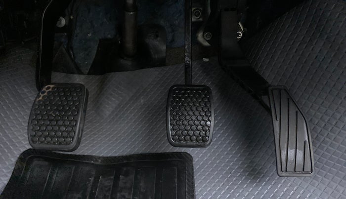 2018 Maruti Alto 800 LXI O, Petrol, Manual, 41,796 km, Pedals