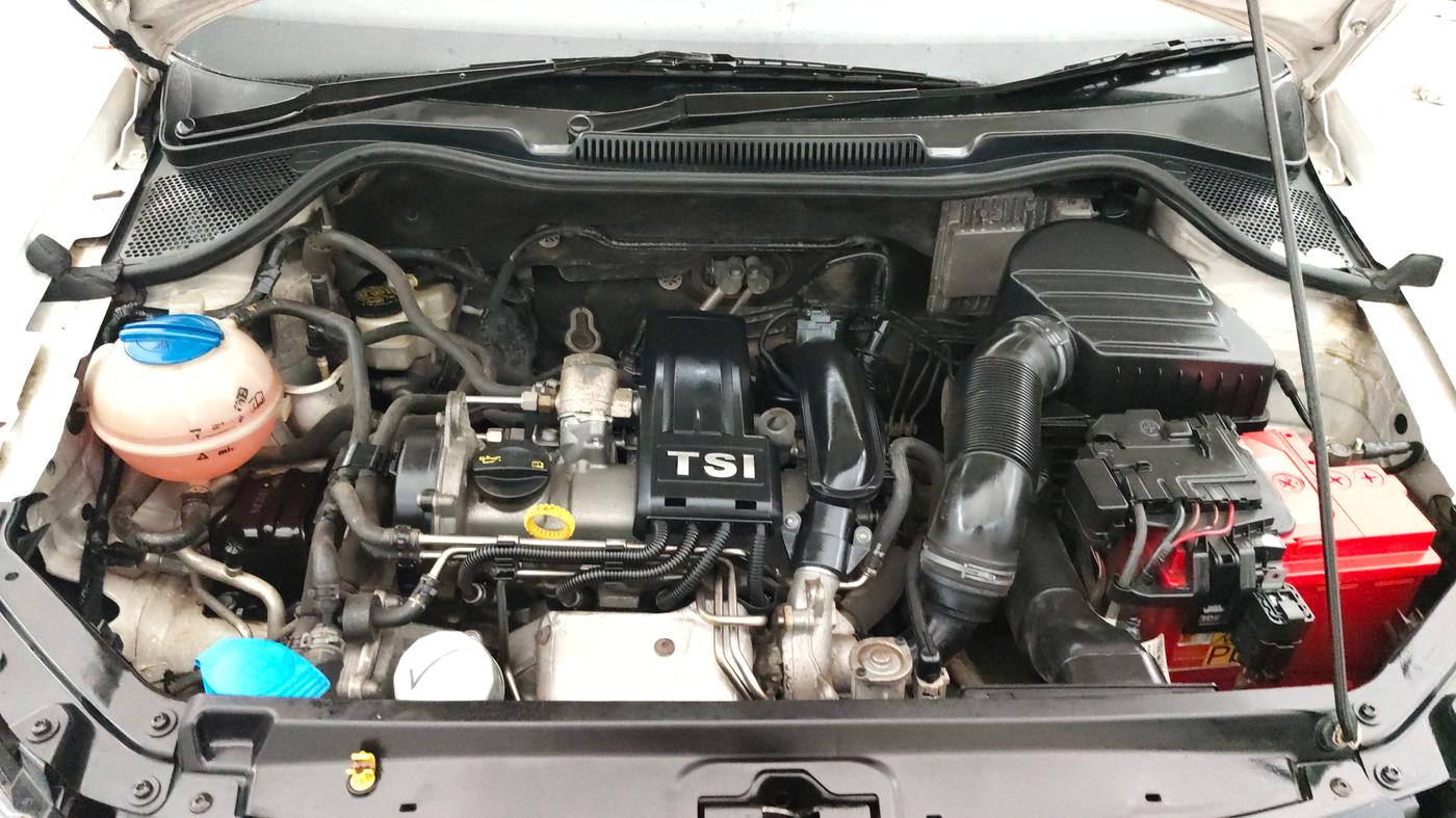 2014 Volkswagen Polo GT TSI AT, Petrol, Automatic, 89,070 km, Engine View