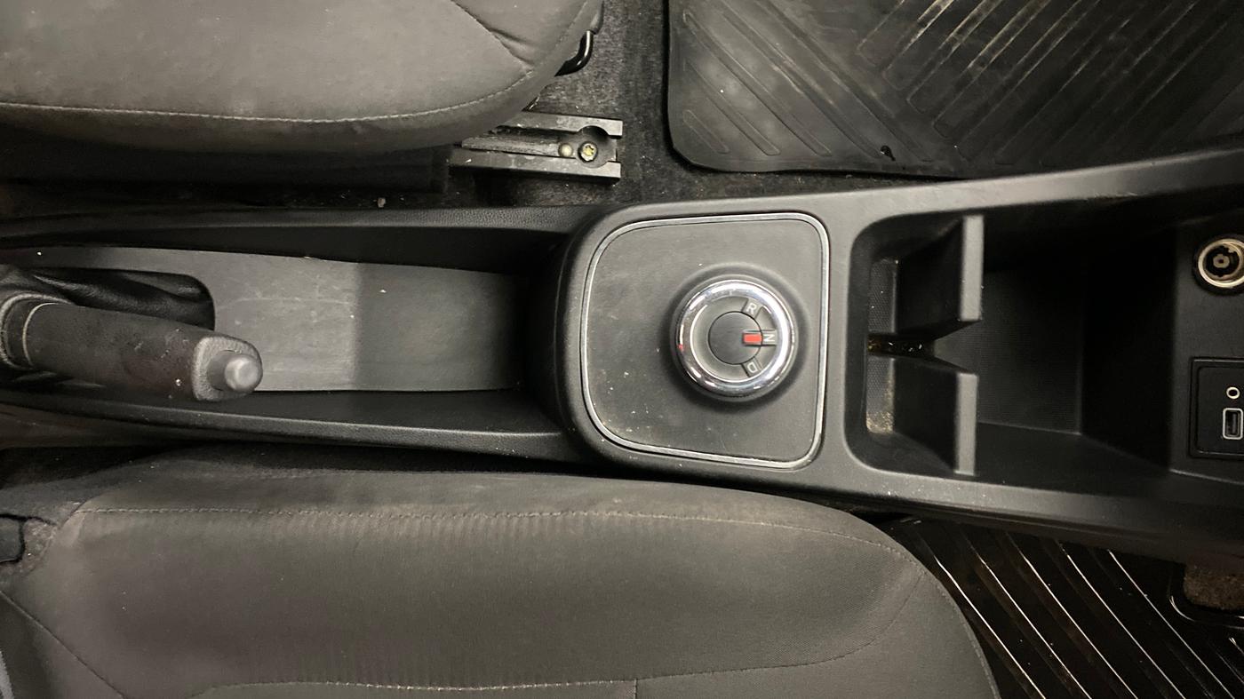 2023 Renault Kwid RXT 1.0 AMT, Petrol, Automatic, 20,331 km, Gear Lever