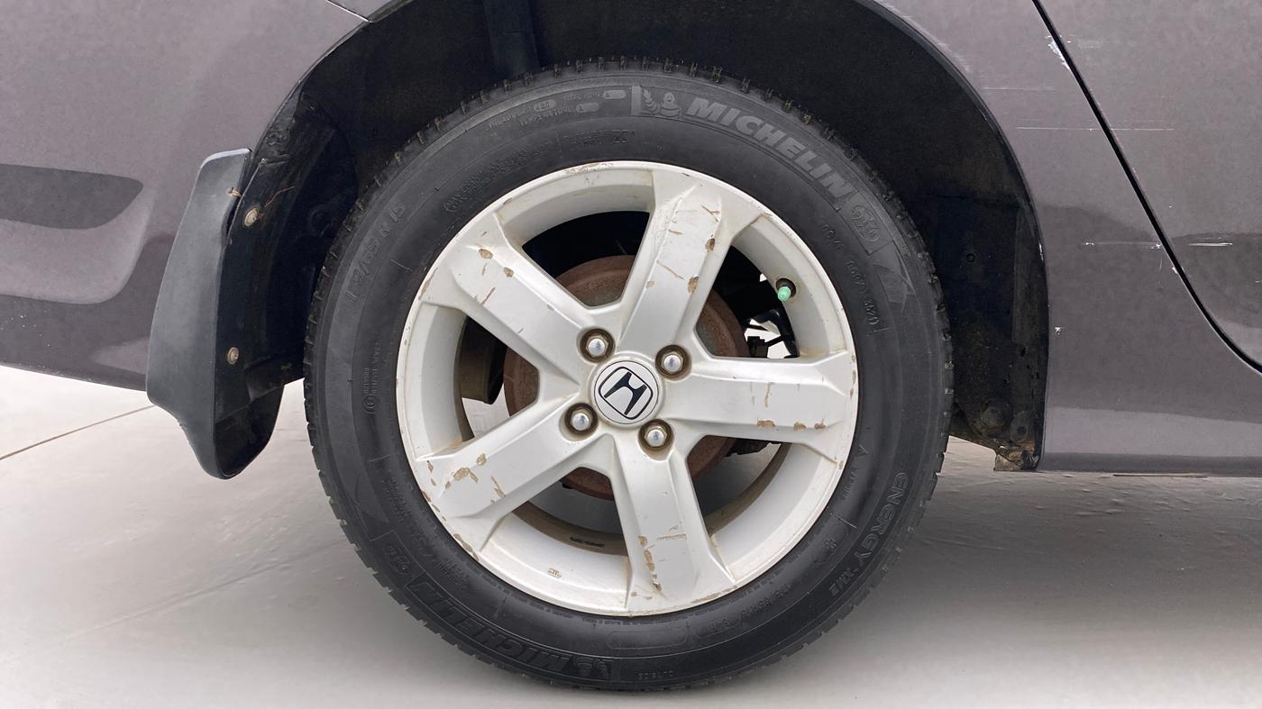 2013 Honda City 1.5L I-VTEC S MT, Petrol, Manual, 1,05,814 km, Right Rear Wheel