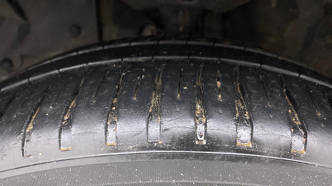 2013 Honda City 1.5L I-VTEC S MT, Petrol, Manual, 1,05,814 km, Left Front Tyre Tread
