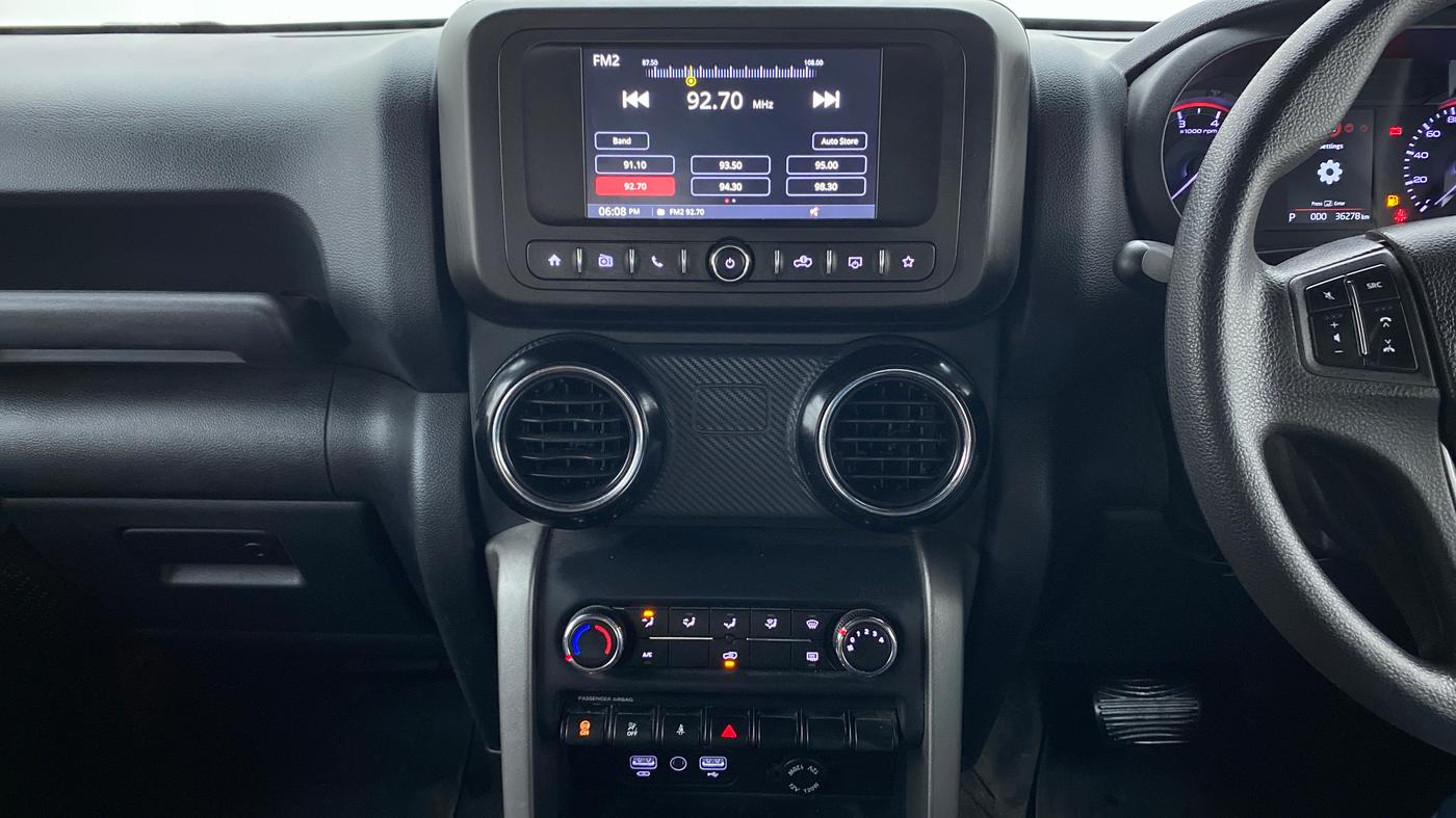 2021 Mahindra Thar LX D 4WD AT CONVERTIBLE, Diesel, Automatic, 36,277 km, Air Conditioner