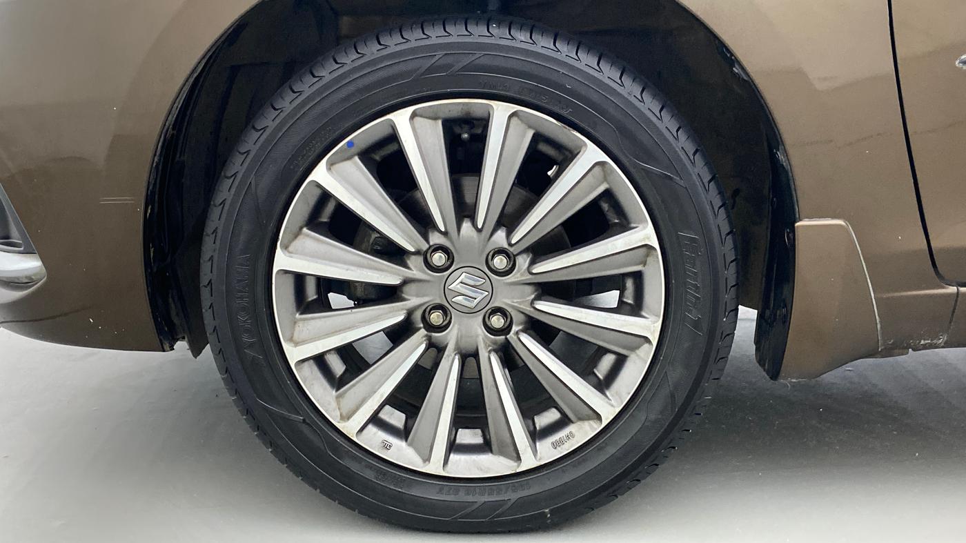 2020 Maruti Ciaz ALPHA 1.5 SHVS PETROL, Petrol, Manual, 25,222 km, Left Front Wheel