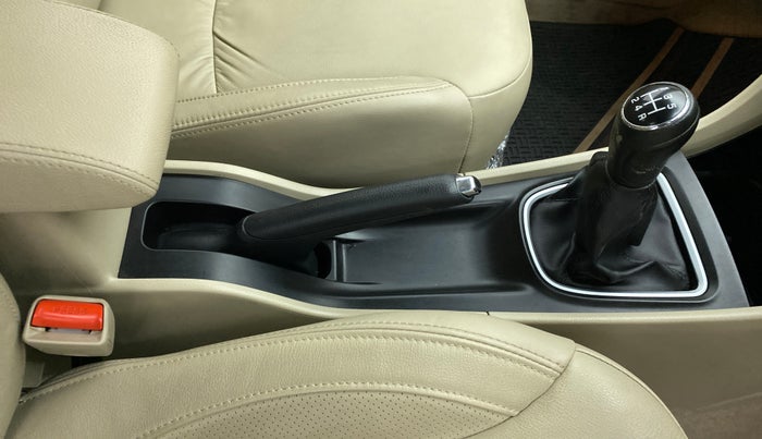 2020 Maruti Ciaz ALPHA 1.5 SHVS PETROL, Petrol, Manual, 25,222 km, Gear Lever