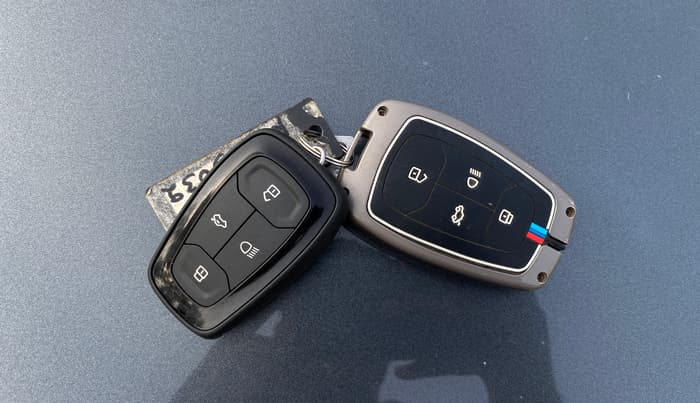 2022 Tata TIGOR XZ PLUS CNG, CNG, Manual, 1,02,167 km, Key Close Up