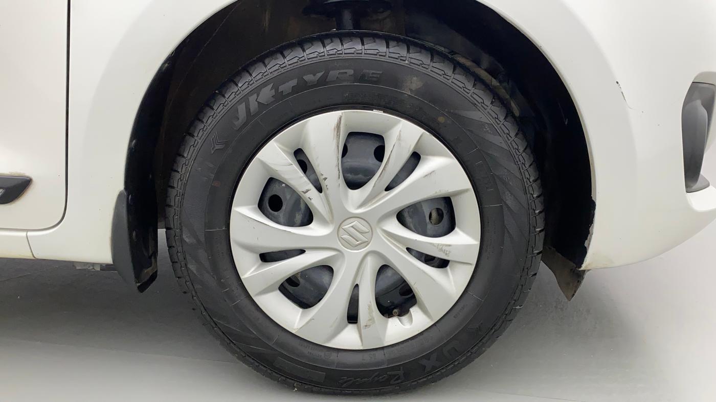 2021 Maruti Swift VXI, Petrol, Manual, 79,171 km, Right Front Wheel