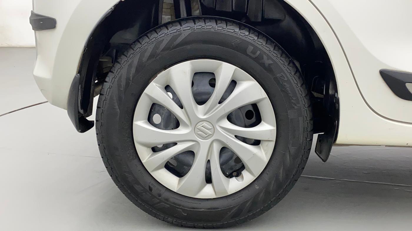 2021 Maruti Swift VXI, Petrol, Manual, 79,171 km, Right Rear Wheel