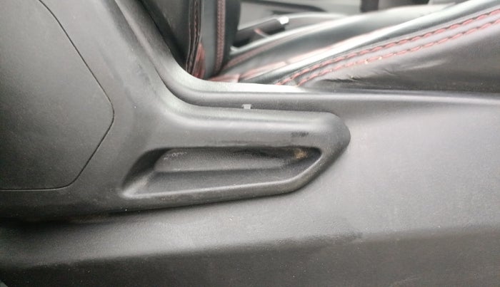 2020 Tata Tiago XE PETROL, Petrol, Manual, 55,668 km, Driver Side Adjustment Panel