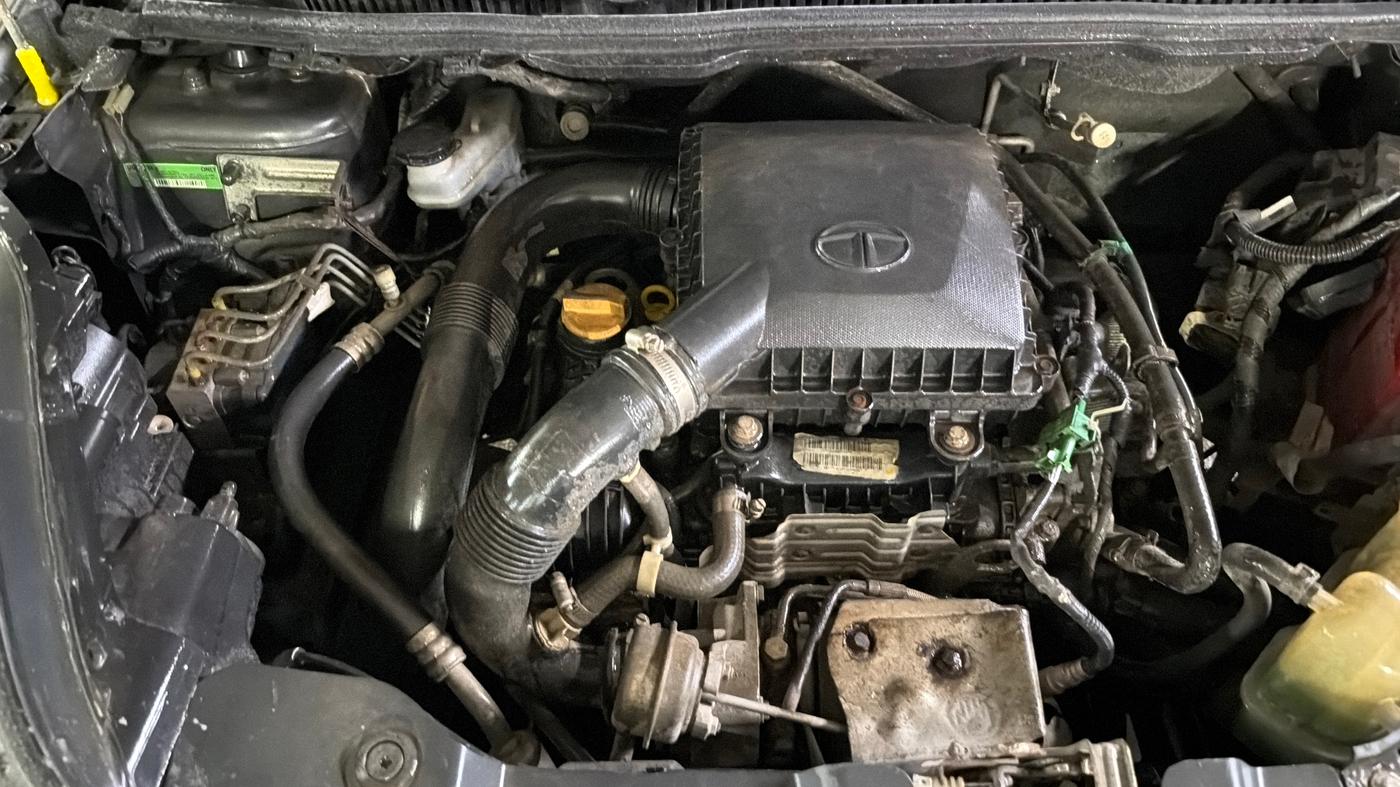 2019 Tata NEXON XZ PETROL, Petrol, Manual, 57,562 km, Engine View - Right
