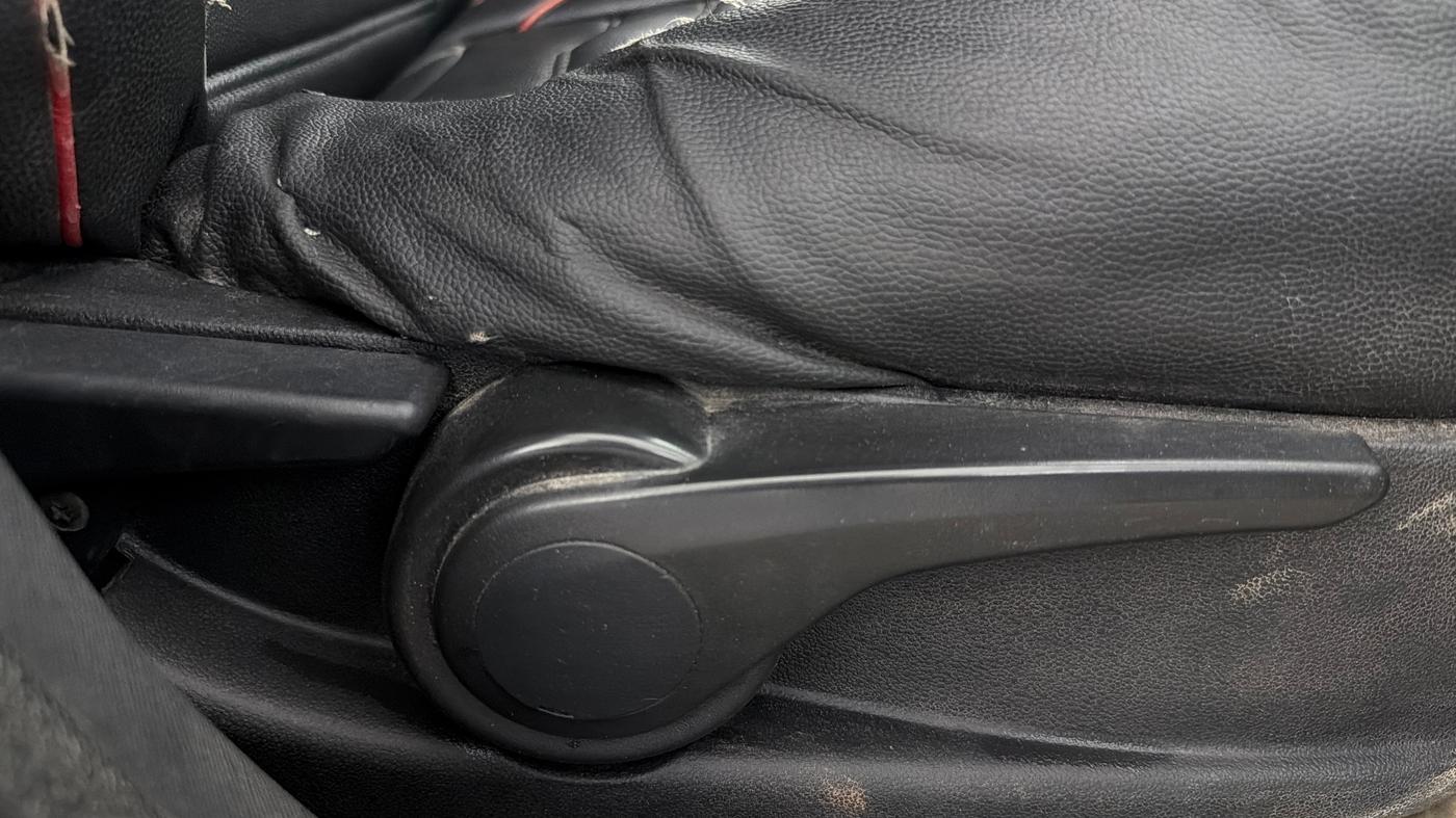 2019 Tata NEXON XZ PETROL, Petrol, Manual, 57,562 km, Driver Side Adjustment Panel