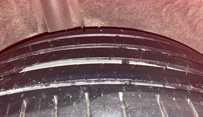 2018 Maruti Baleno ALPHA CVT PETROL 1.2, Petrol, Automatic, 76,364 km, Right Rear Tyre Tread
