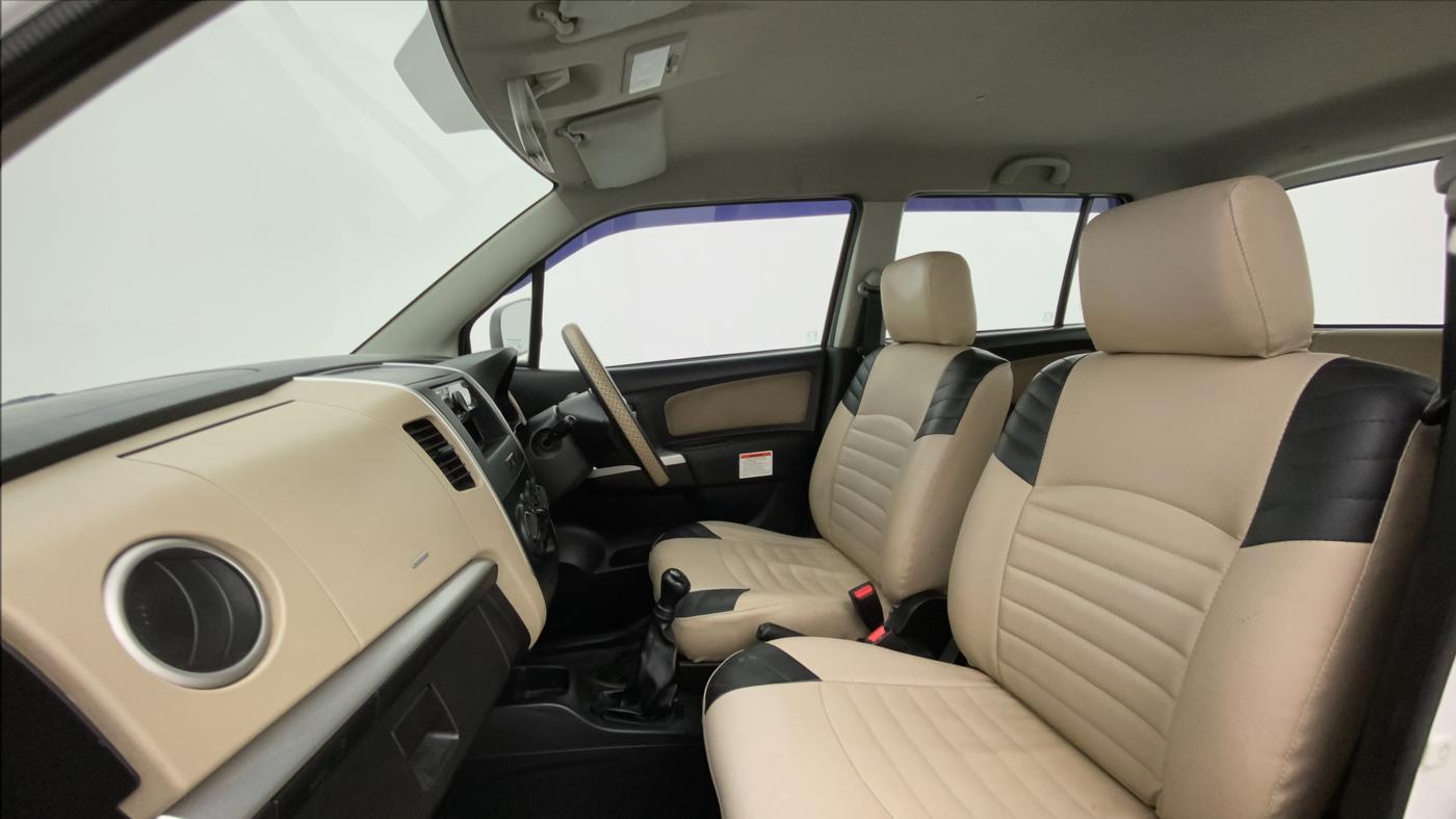 2017 Maruti Wagon R 1.0 LXI CNG, CNG, Manual, 80,343 km, Right Side Front Door Cabin