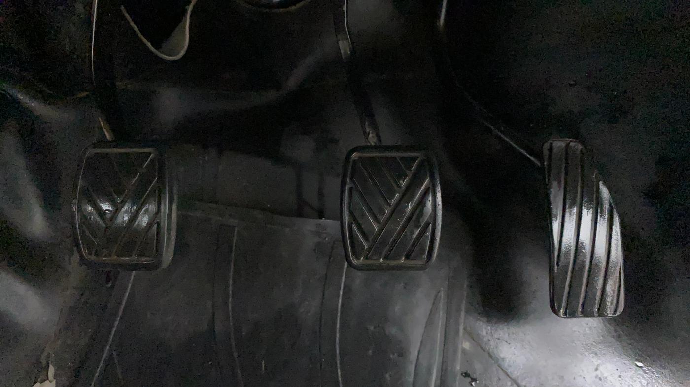 2017 Maruti Wagon R 1.0 LXI CNG, CNG, Manual, 80,343 km, Pedals