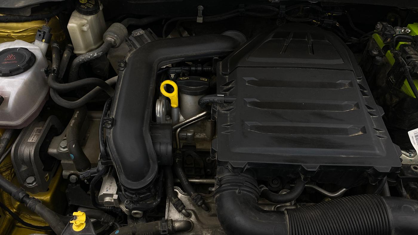 2022 Volkswagen TAIGUN TOPLINE 1.0 TSI AT, Petrol, Automatic, 49,524 km, Engine View