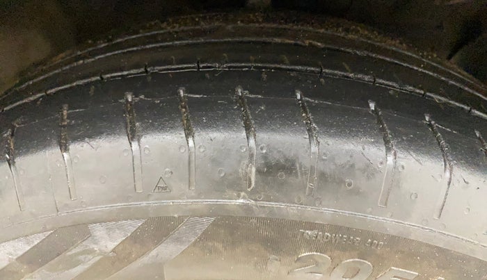 2019 Hyundai Creta SX 1.6 DIESEL, Diesel, Manual, 93,448 km, Right Front Tyre Tread