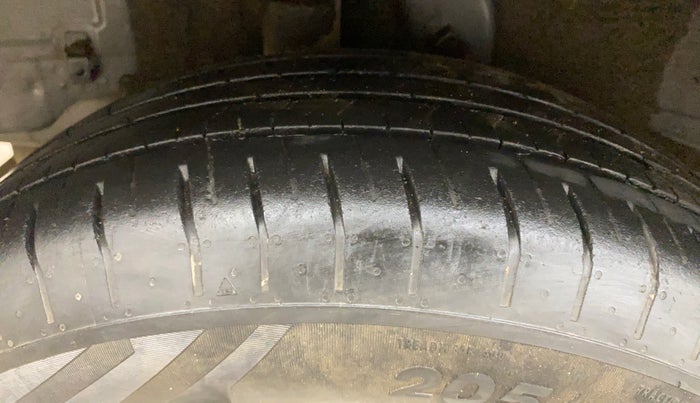 2019 Hyundai Creta SX 1.6 DIESEL, Diesel, Manual, 93,448 km, Right Rear Tyre Tread