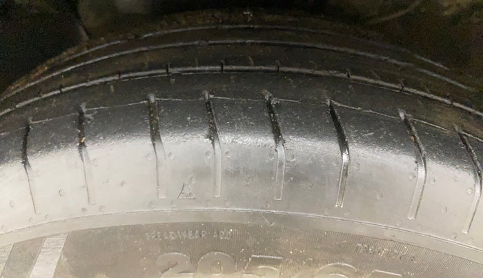 2019 Hyundai Creta SX 1.6 DIESEL, Diesel, Manual, 93,448 km, Left Front Tyre Tread