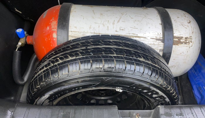 2017 Maruti Baleno DELTA PETROL 1.2, CNG, Manual, 64,235 km, Spare Tyre