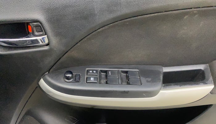 2017 Maruti Baleno DELTA PETROL 1.2, CNG, Manual, 64,235 km, Driver Side Door Panels Control