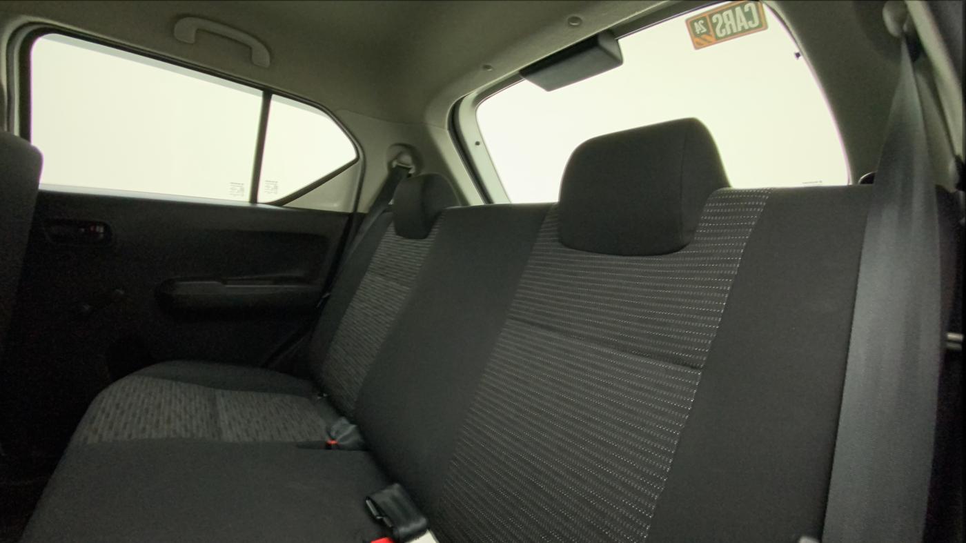 2017 Maruti IGNIS SIGMA 1.2, Petrol, Manual, 17,500 km, Right Side Rear Door Cabin