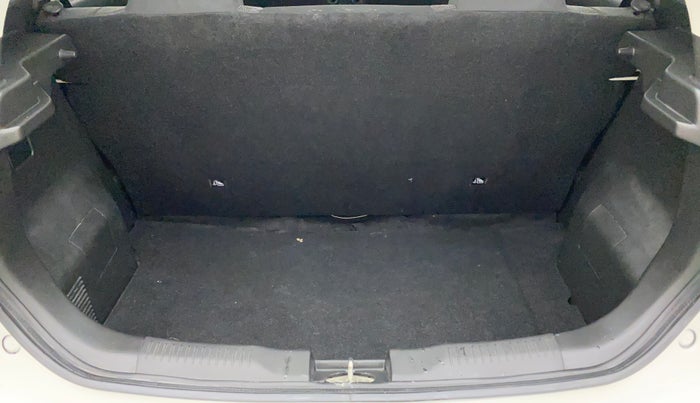 2017 Maruti IGNIS SIGMA 1.2, Petrol, Manual, 17,500 km, Boot Inside