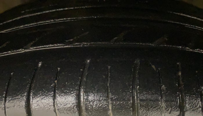 2015 Maruti Celerio ZXI AMT, Petrol, Automatic, 65,071 km, Left Front Tyre Tread