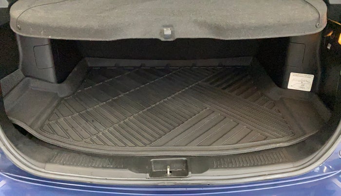 2021 Maruti S Cross ALPHA 1.5, Petrol, Manual, 68,503 km, Boot Inside