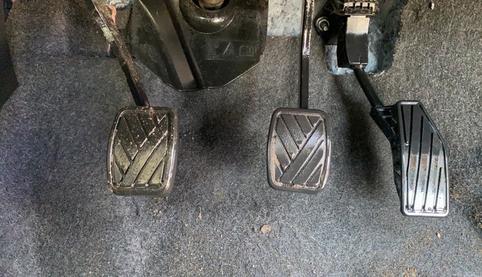 2022 Maruti Swift LXI, Petrol, Manual, 3,218 km, Pedals