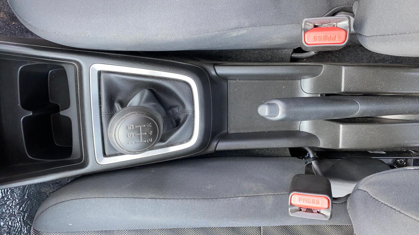 2022 Maruti Swift LXI, Petrol, Manual, 3,218 km, Gear Lever