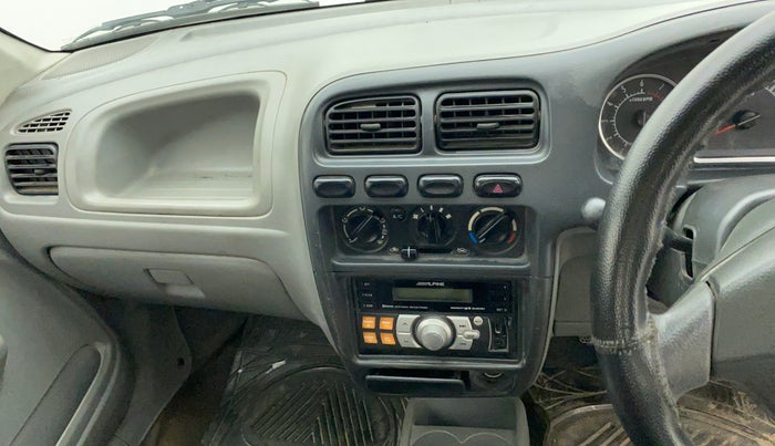 2014 Maruti Alto K10 VXI, Petrol, Manual, 36,364 km, Dashboard - Minor damage